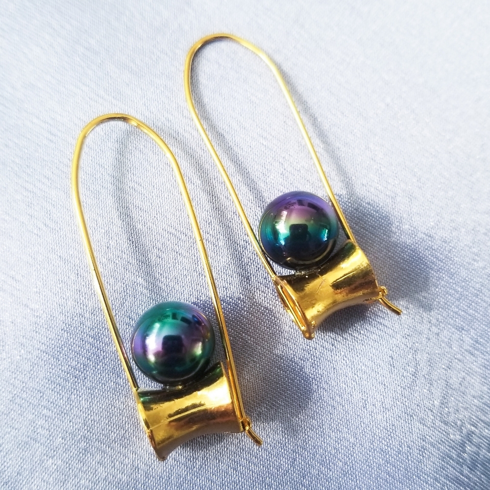 Vintage Gold and Purple Earrings - Picture 2 of 8